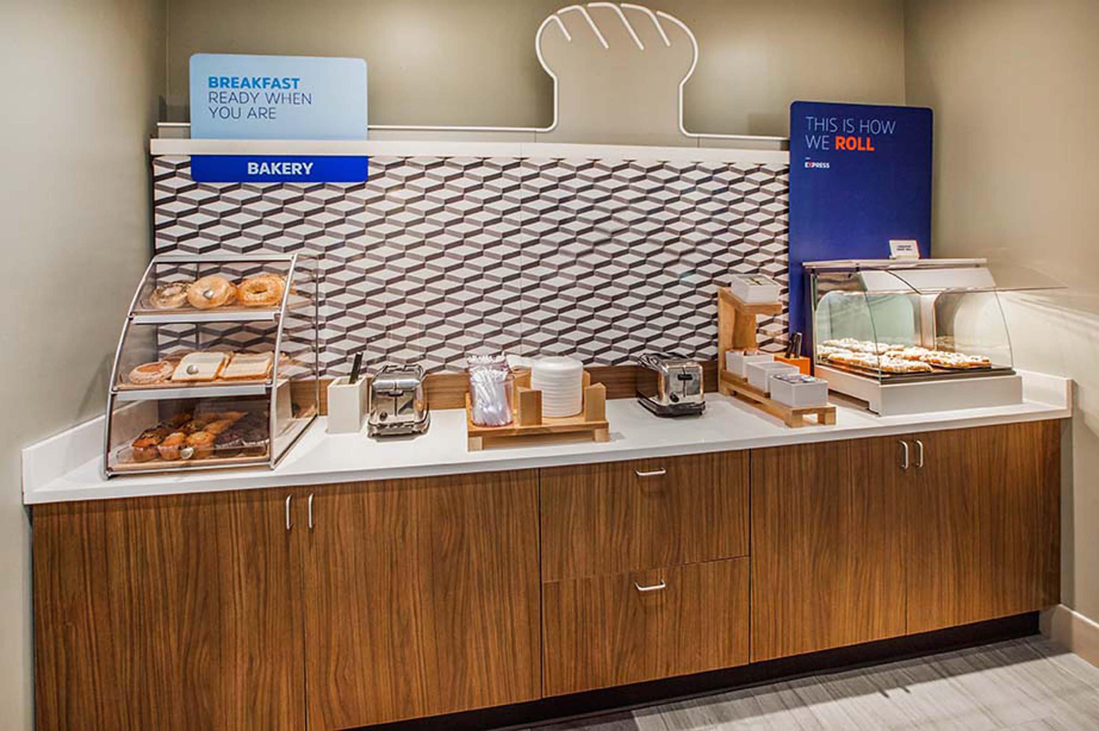 Holiday Inn Express Hotel & Suites Chickasha By Ihg Esterno foto
